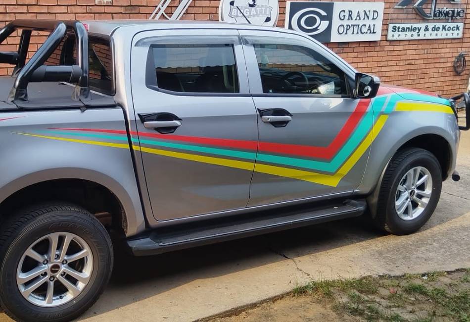 M2 Design & Manufacturing - Custom Graphics