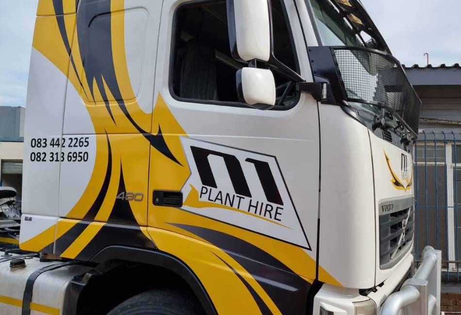 M2 Design & Manufacturing - Truck Branding & Wrapping