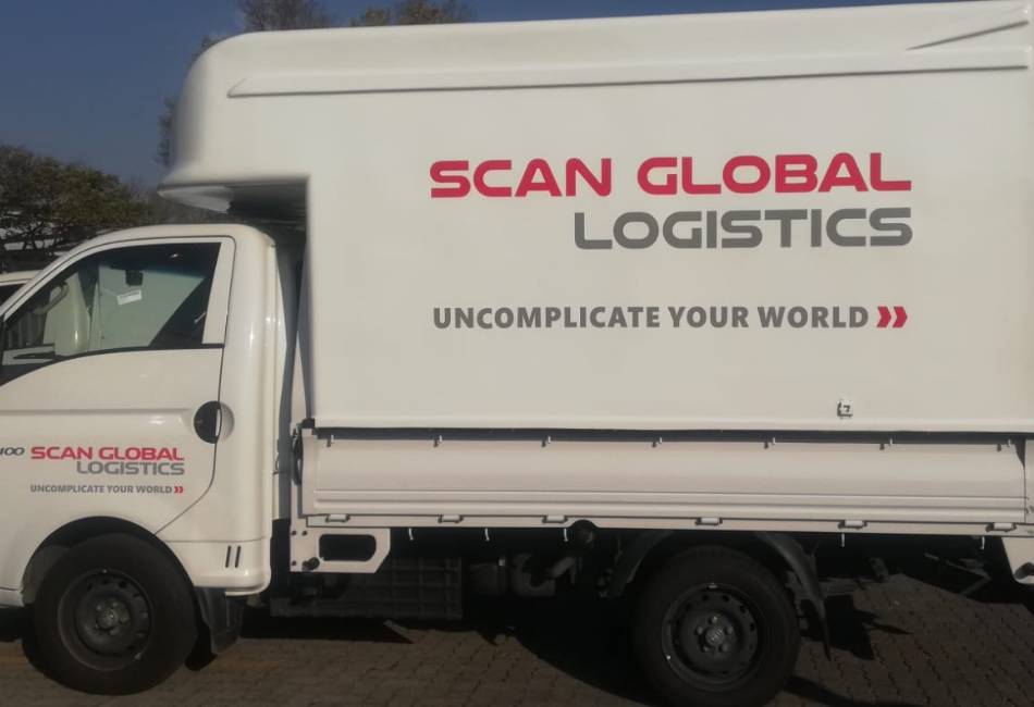 M2 Design & Manufacturing - Truck Branding & Wrapping