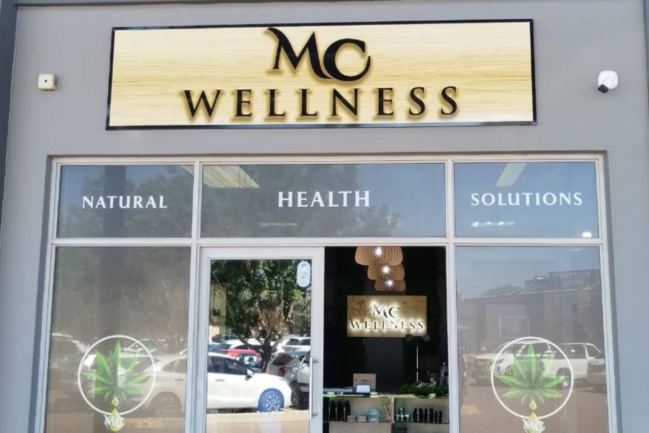 Signage - Store Front Signs - M2 Design & Manufacturing